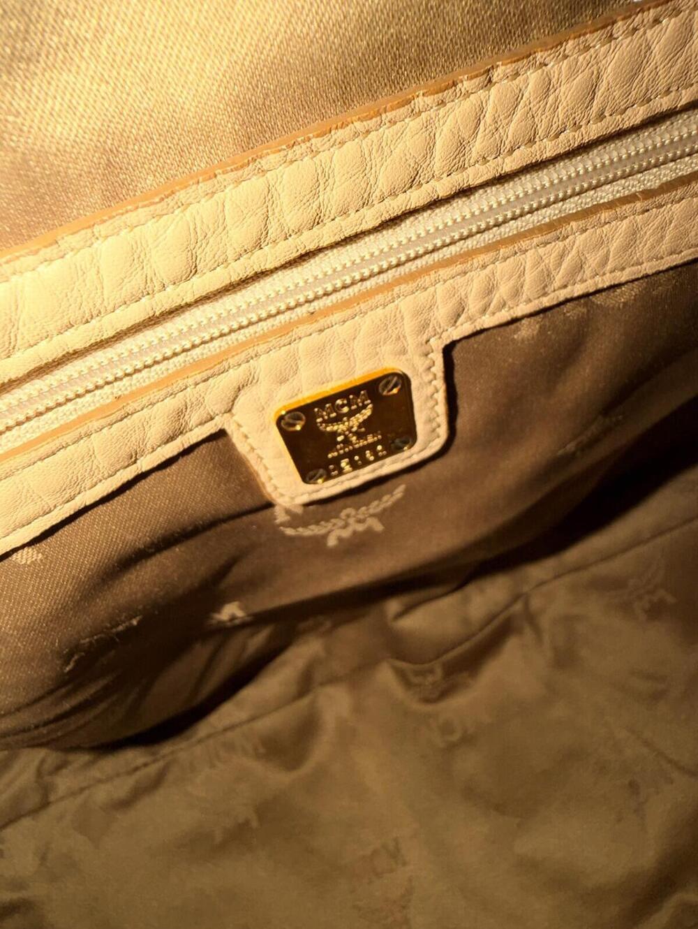 MCM Klara Medium Hobo Bag Beige Pebbled Leather Gold Hardware - Picture 12 of 14